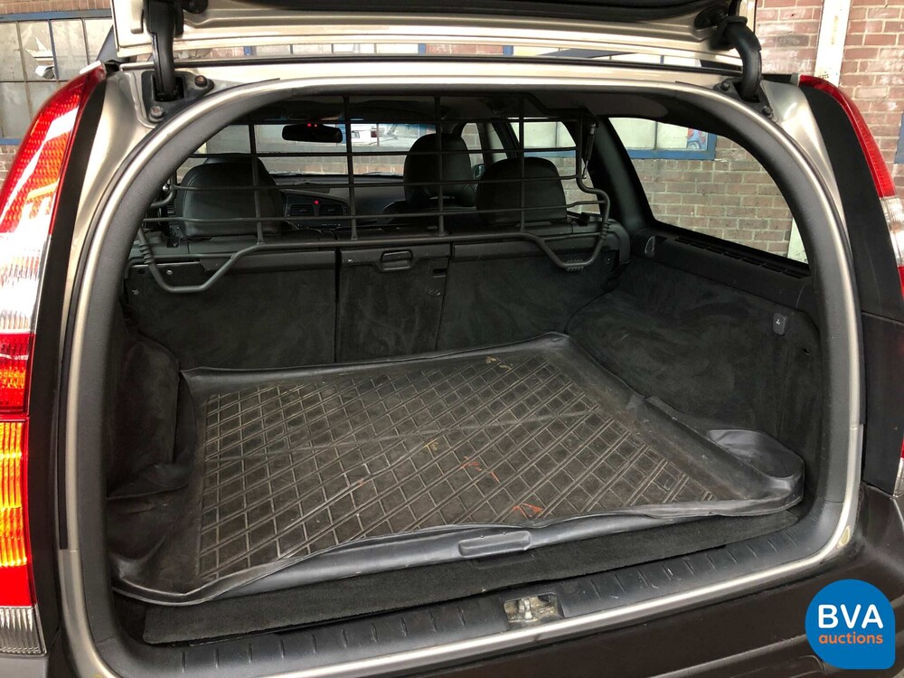 Volvo V70 Cross Country 2.4 4WD 200pk, 75-GR-NT