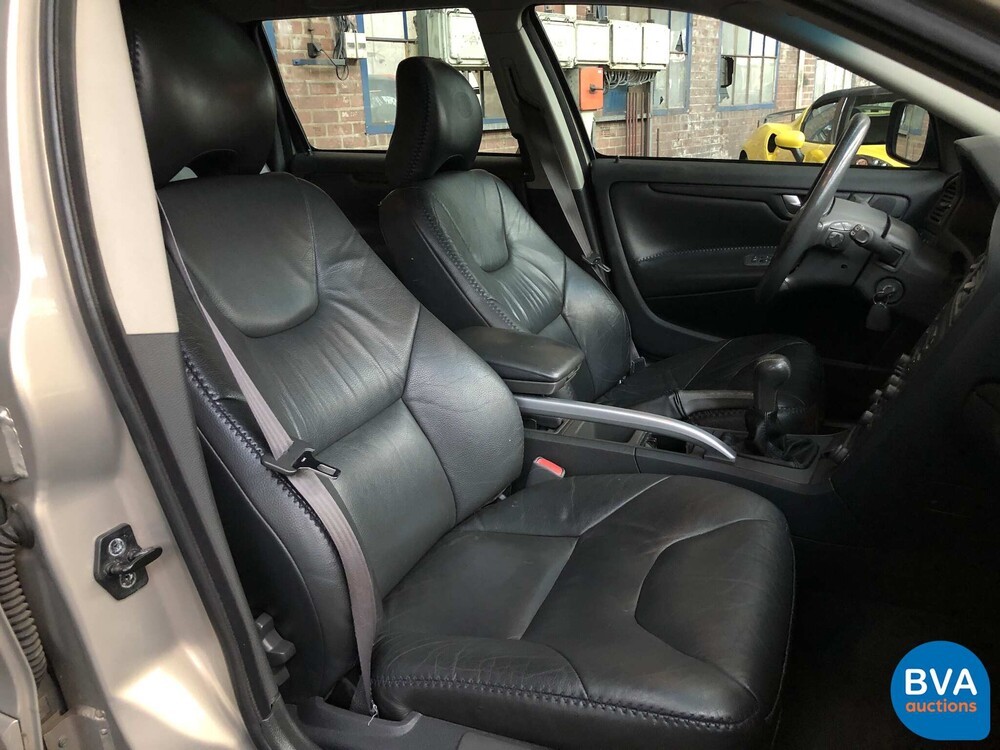 Volvo V70 Cross Country 2.4 4WD 200pk, 75-GR-NT