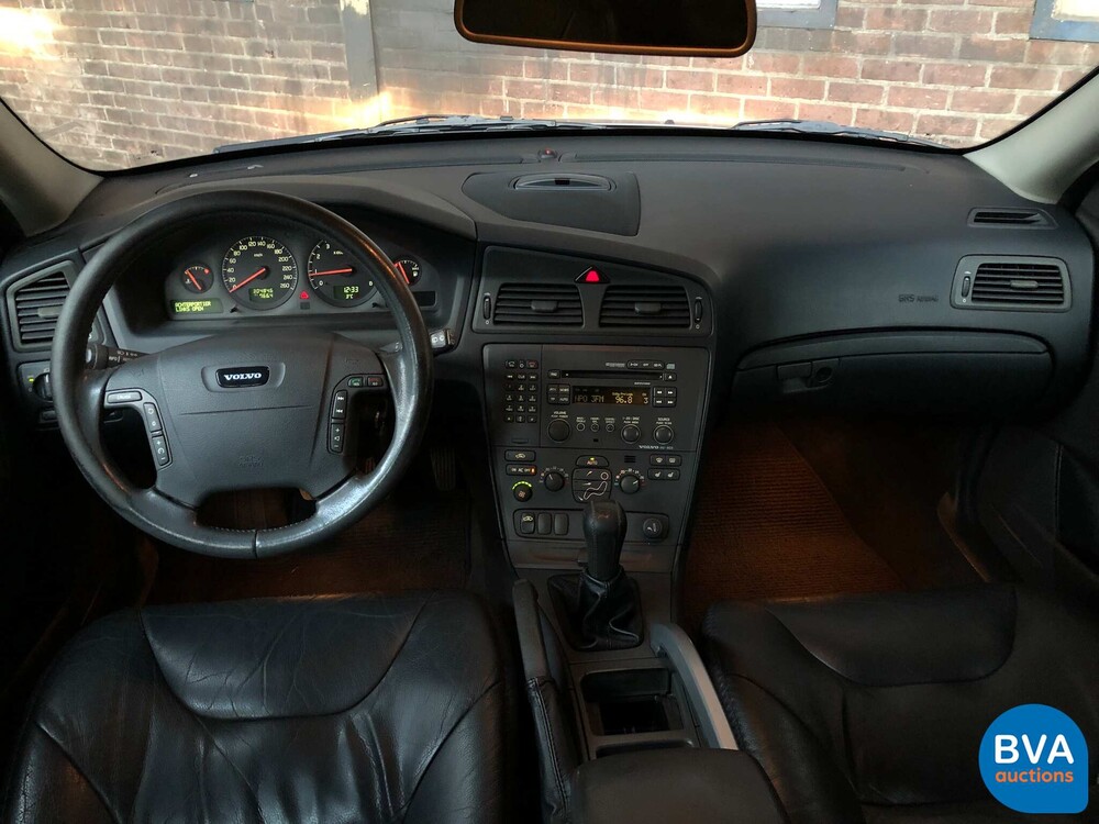 Volvo V70 Cross Country 2.4 4WD 200pk, 75-GR-NT