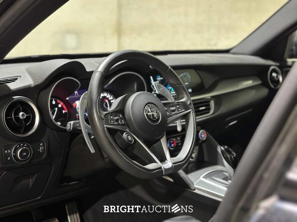 Alfa Romeo Stelvio 2.0 T AWD B-Tech 200pk 2020 (Origineel-NL), H-177-FB
