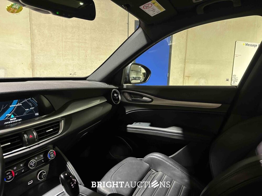 Alfa Romeo Stelvio 2.0 T AWD B-Tech 200pk 2020 (Origineel-NL), H-177-FB