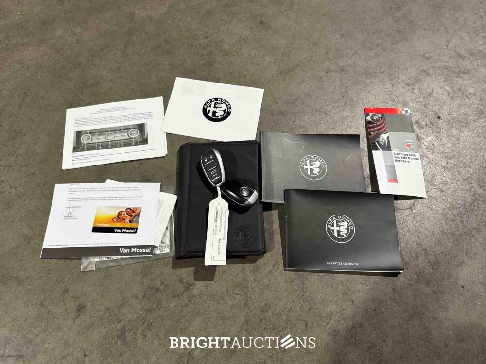 Alfa Romeo Stelvio 2.0 T AWD B-Tech 200pk 2020 (Origineel-NL), H-177-FB