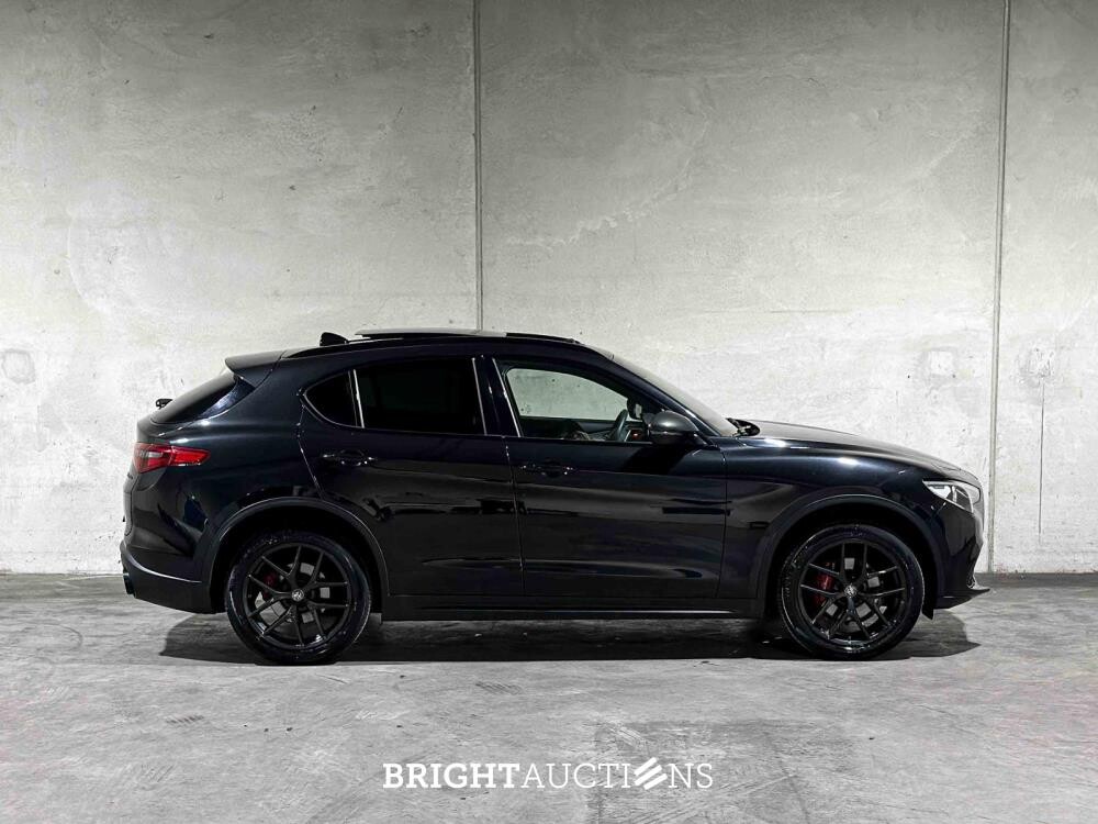 Alfa Romeo Stelvio 2.0 T AWD B-Tech 200pk 2020 (Origineel-NL), H-177-FB