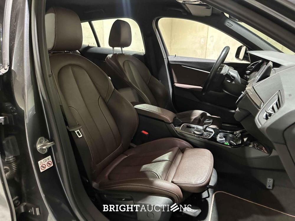 BMW 118i High Executive Edition 140pk 2020 (Origineel-NL) 1-serie, J-437-DD