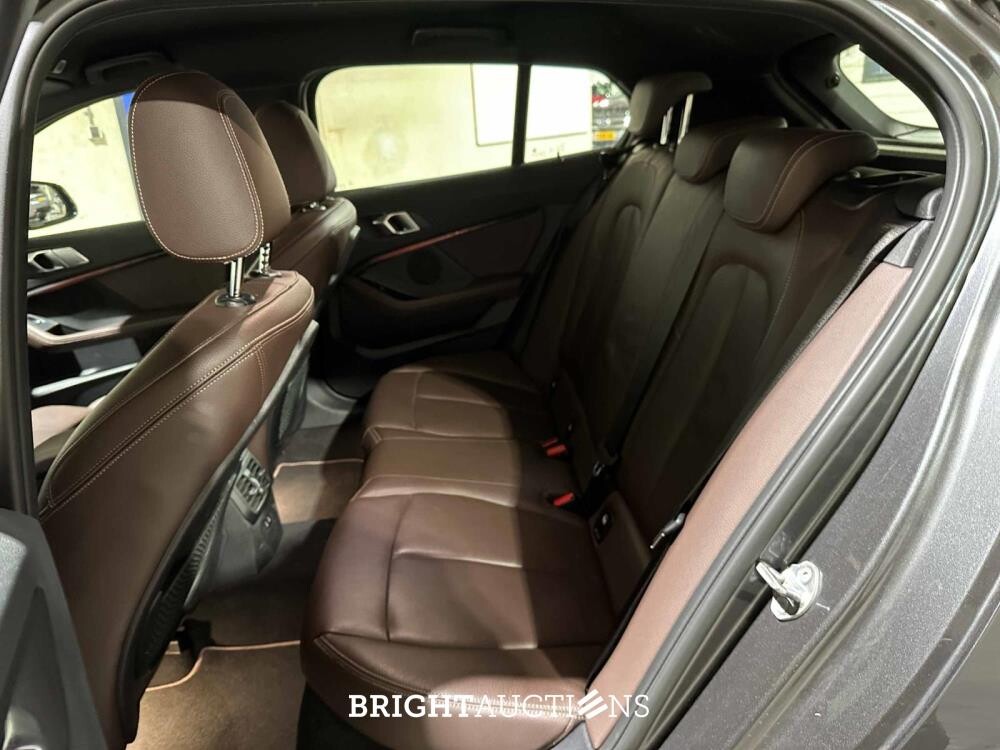 BMW 118i High Executive Edition 140pk 2020 (Origineel-NL) 1-serie, J-437-DD