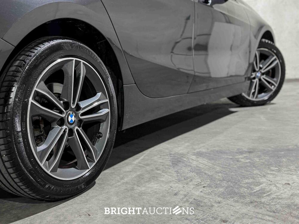 BMW 118i High Executive Edition 140pk 2020 (Origineel-NL) 1-serie, J-437-DD