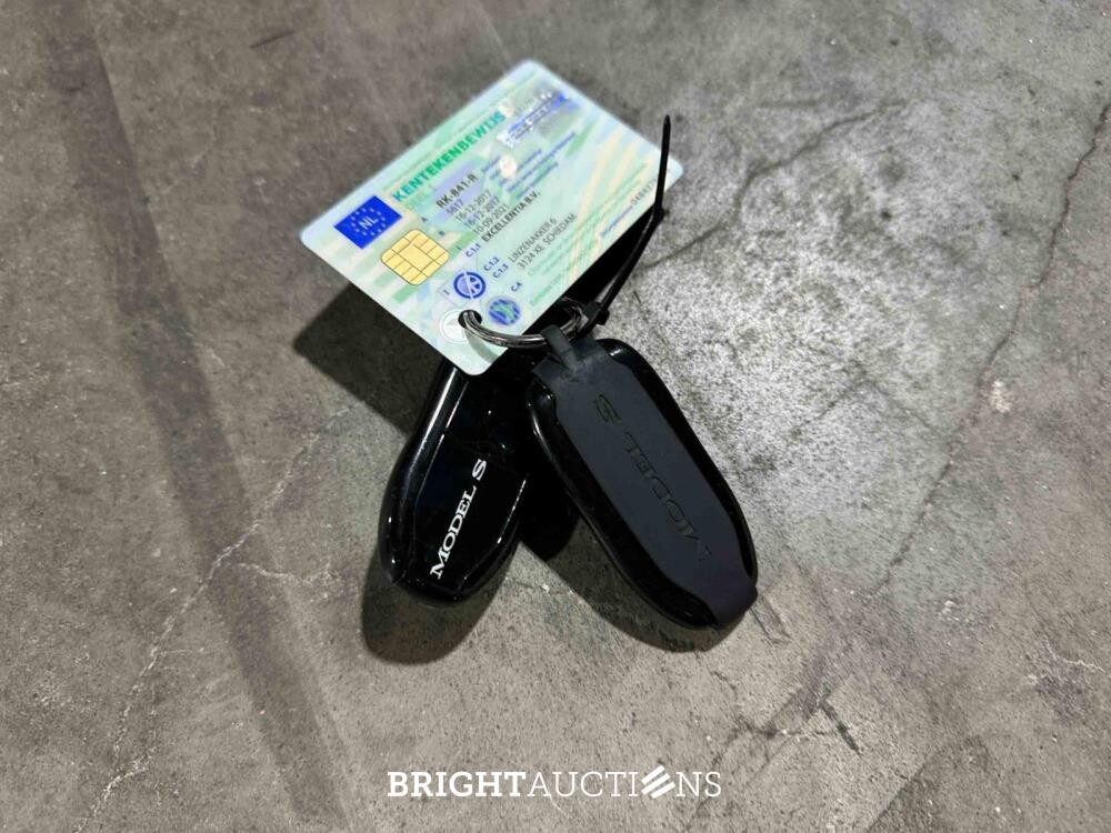 Tesla Model S 100D 417pk 2017 (Origineel-NL), RK-841-R