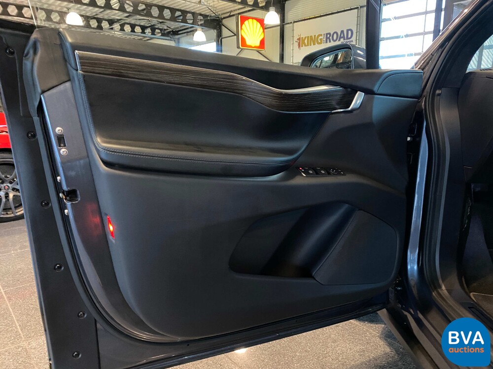 Tesla Model X 90D Performance 7-Sitzer -Org. NL-473 PS 2016, KH-456-R.