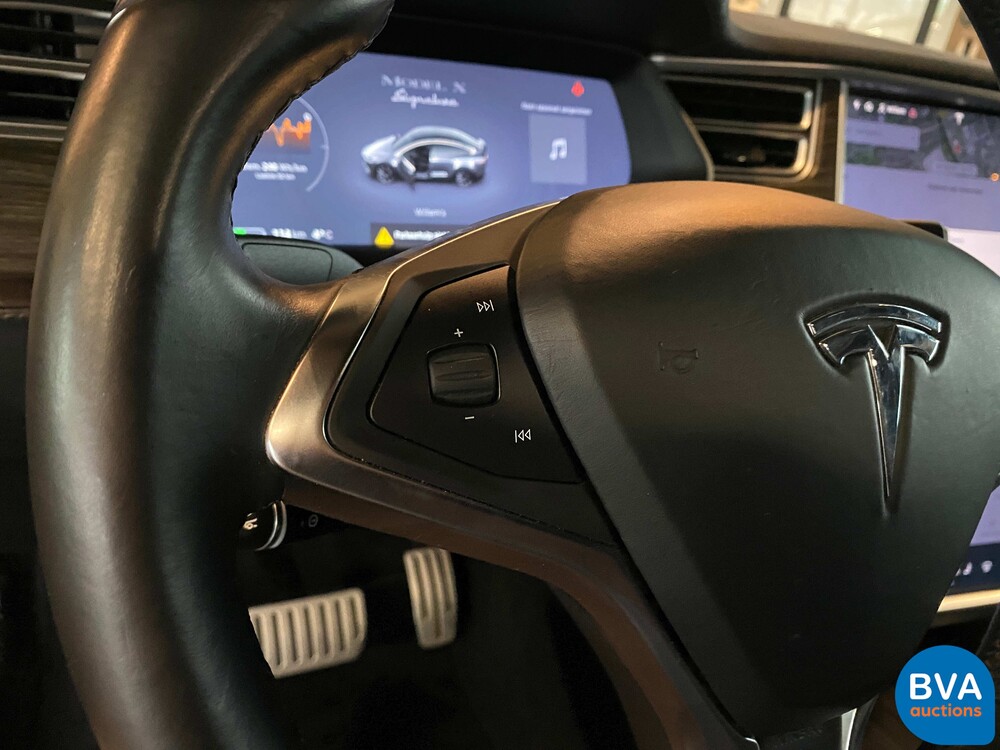 Tesla Model X 90D Performance 7-Sitzer -Org. NL-473 PS 2016, KH-456-R.