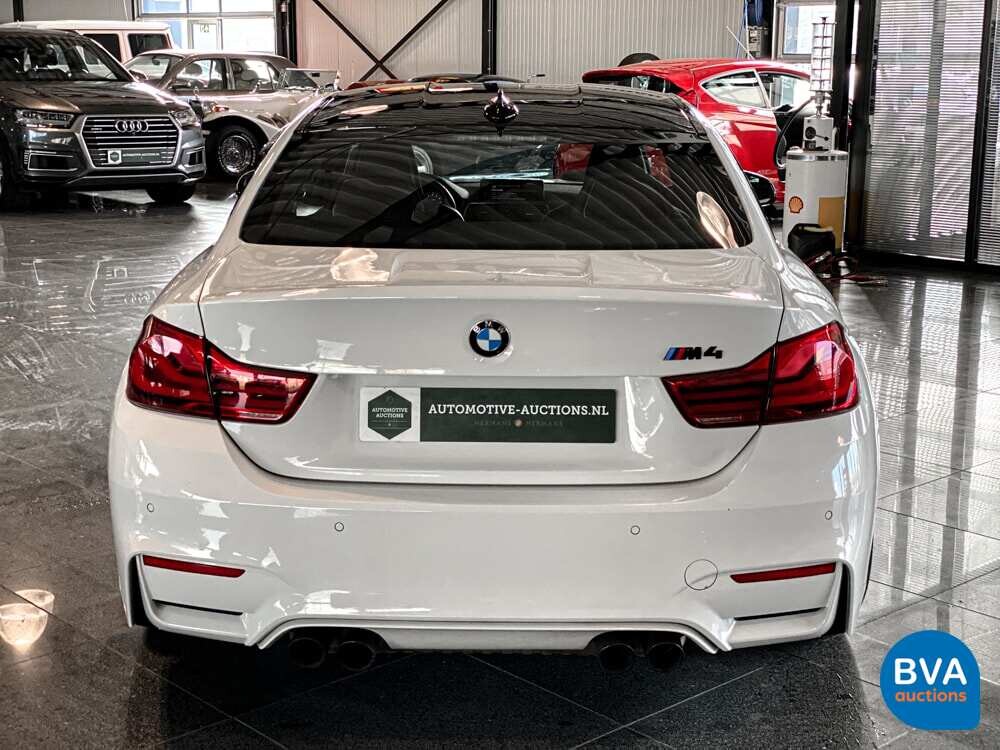 BMW M4 Competition Coupé M-Sport 450PS 2017 M-PERFORMANCE.