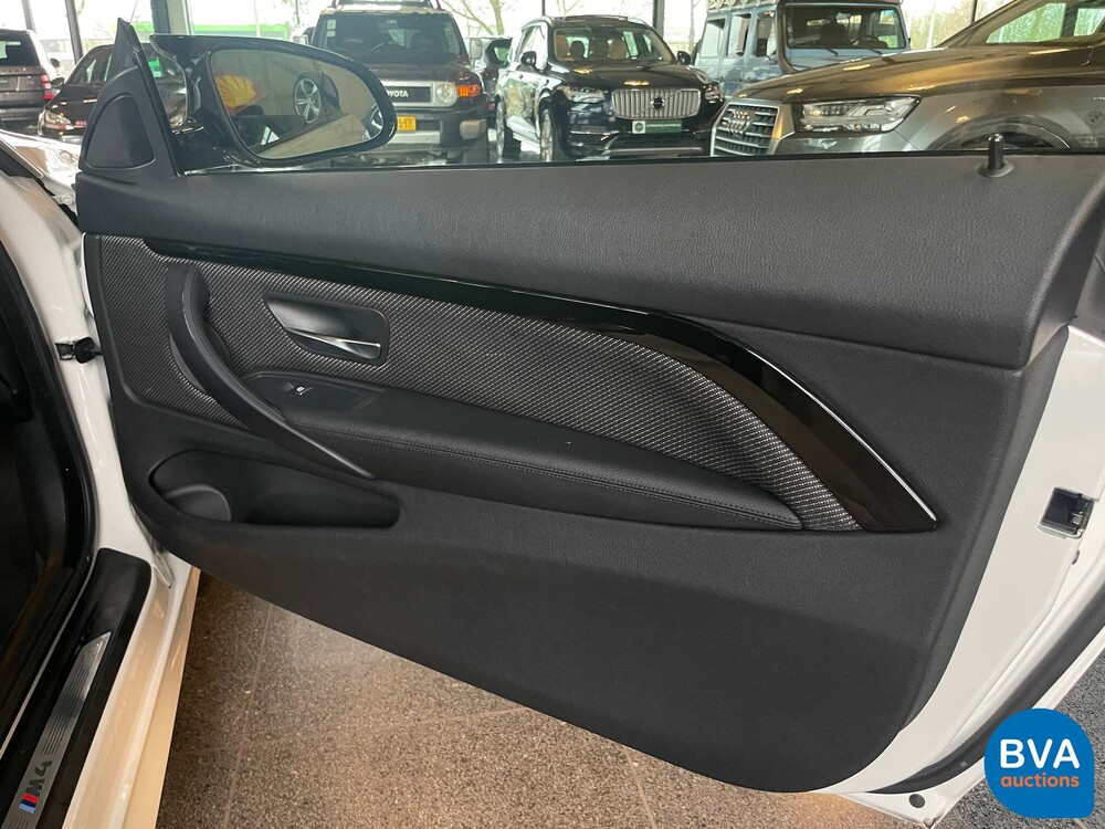 BMW M4 Competition Coupé M-Sport 450PS 2017 M-PERFORMANCE.