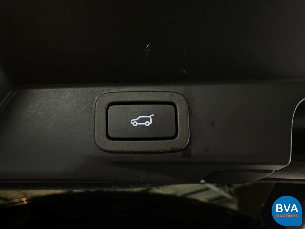 Land Rover Range Rover Sport SVR 575 PS Facelift 5.0 V8 SVR MJ 2019.