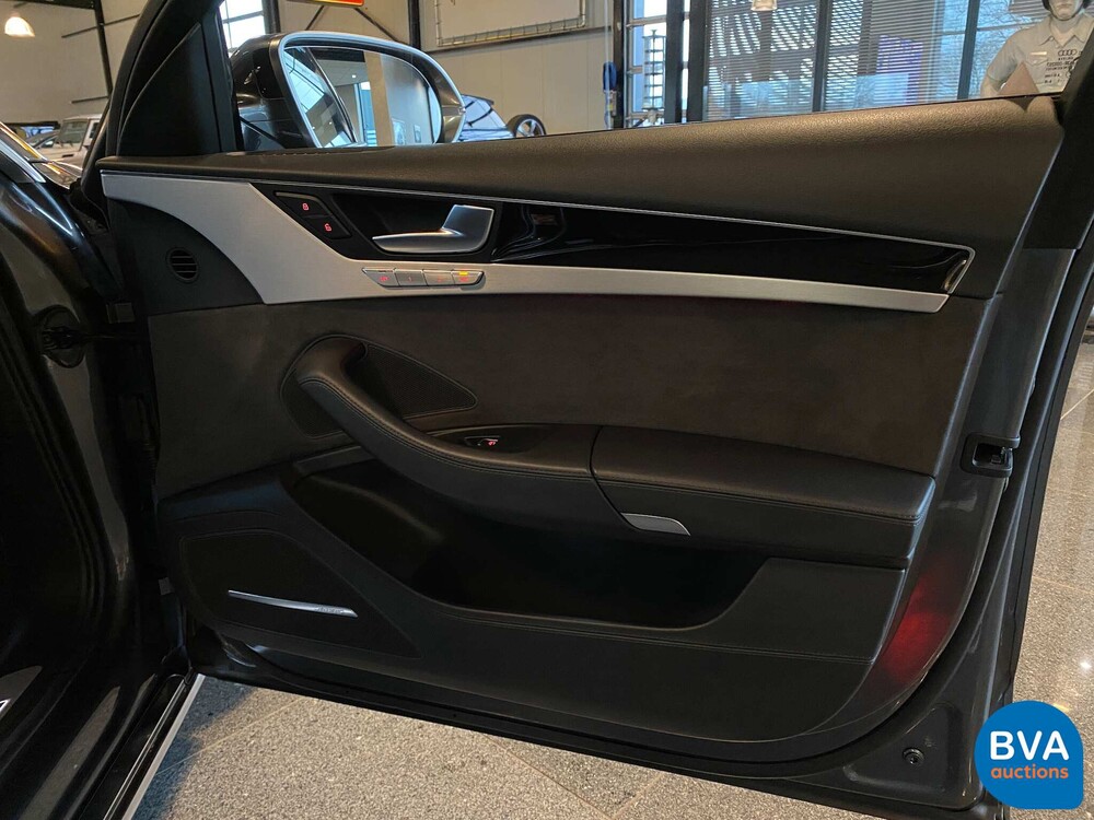 Audi A8 6.3 W12 quattro Lang Pro Line+ 500PS 2011 -Org. NL-, 04-RHV-9.