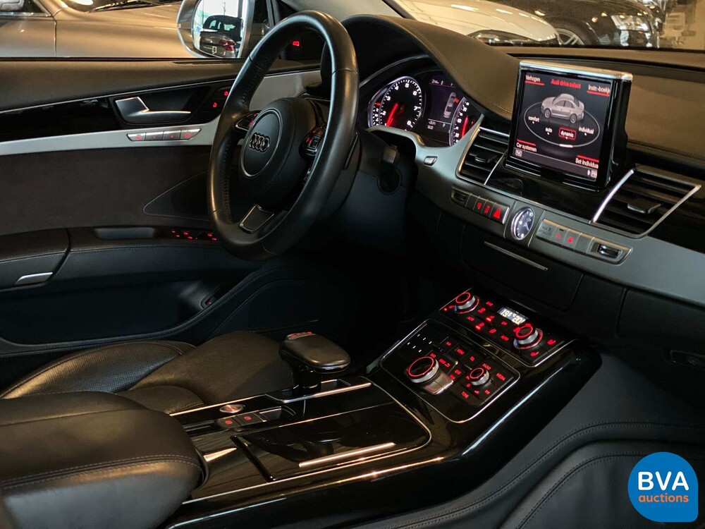 Audi A8 6.3 W12 quattro Lang Pro Line+ 500PS 2011 -Org. NL-, 04-RHV-9.