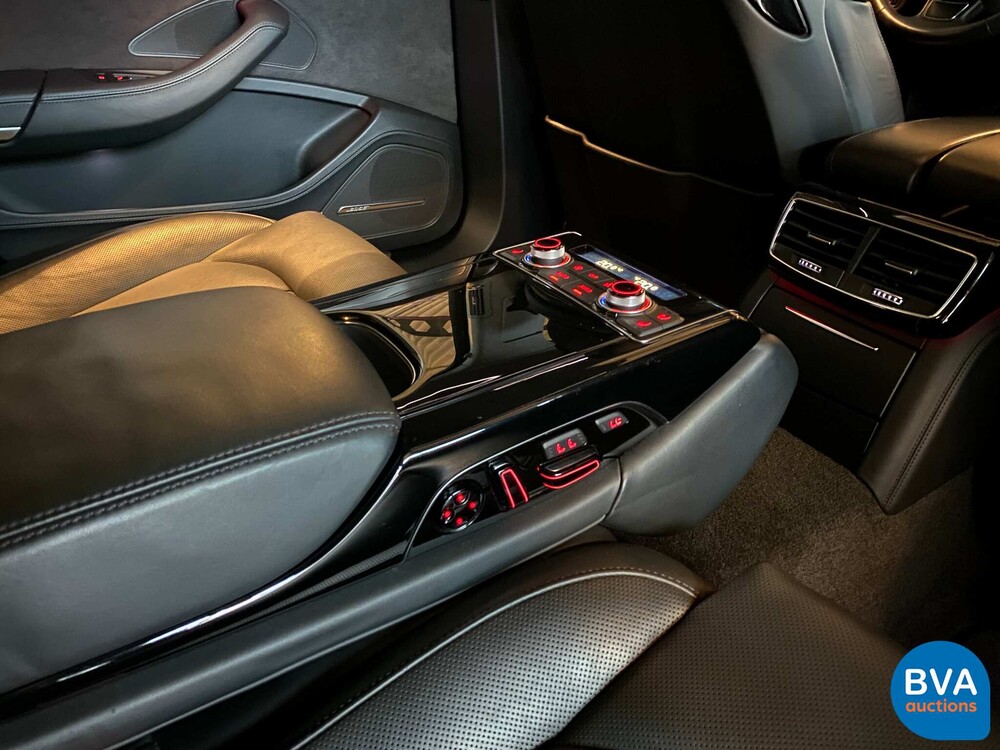 Audi A8 6.3 W12 quattro Lang Pro Line+ 500PS 2011 -Org. NL-, 04-RHV-9.