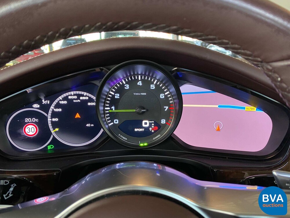 Porsche Panamera 4 E-Hybrid Executive (LWB) Sportchrono 462pk 2.9 V6 2018 MJ -Org NL-.