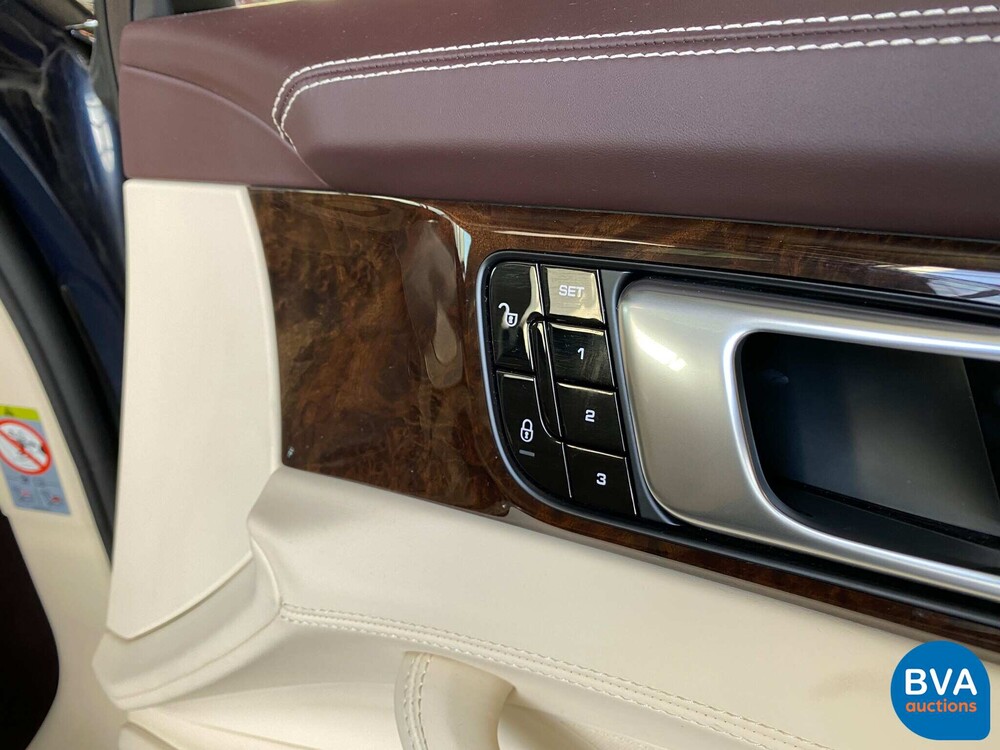 Porsche Panamera 4 E-Hybrid Executive (LWB) Sportchrono 462pk 2.9 V6 2018 MJ -Org NL-.