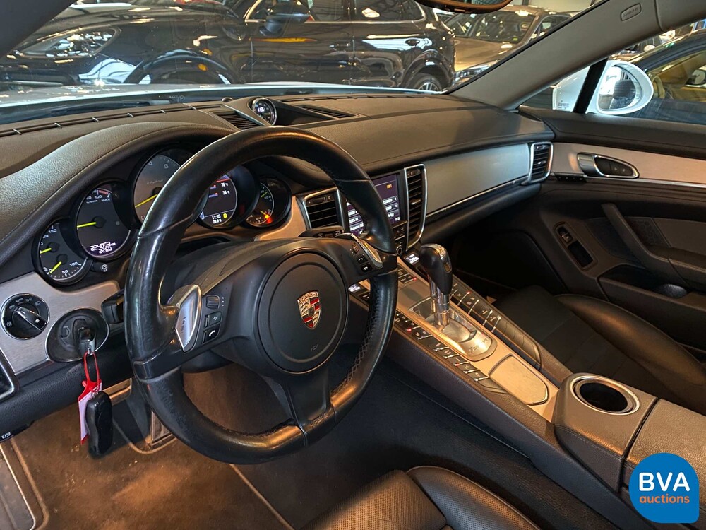 Porsche Panamera S E-Hybrid 416pk SportChrono 2014 -Org NL-, 5-TDZ-03.