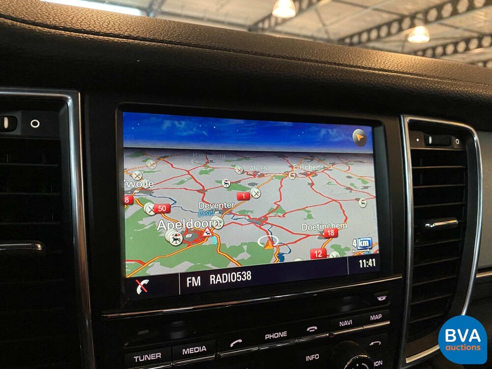 Porsche Panamera S E-Hybrid 416pk SportChrono 2014 -Org NL-, 5-TDZ-03.