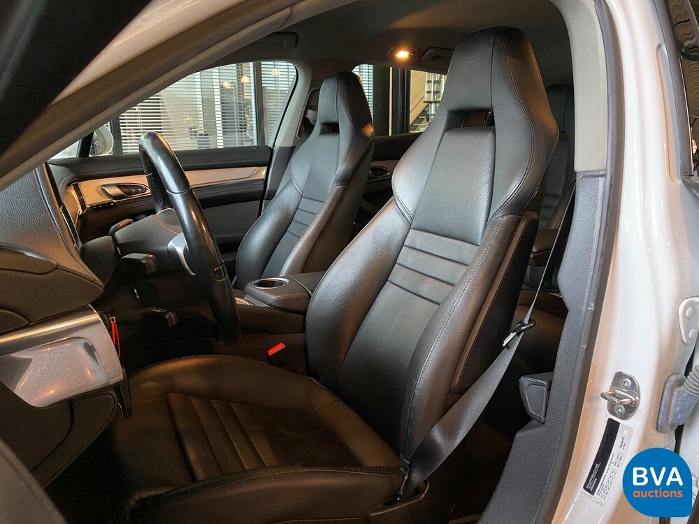 Porsche Panamera S E-Hybrid 416pk SportChrono 2014 -Org NL-, 5-TDZ-03.