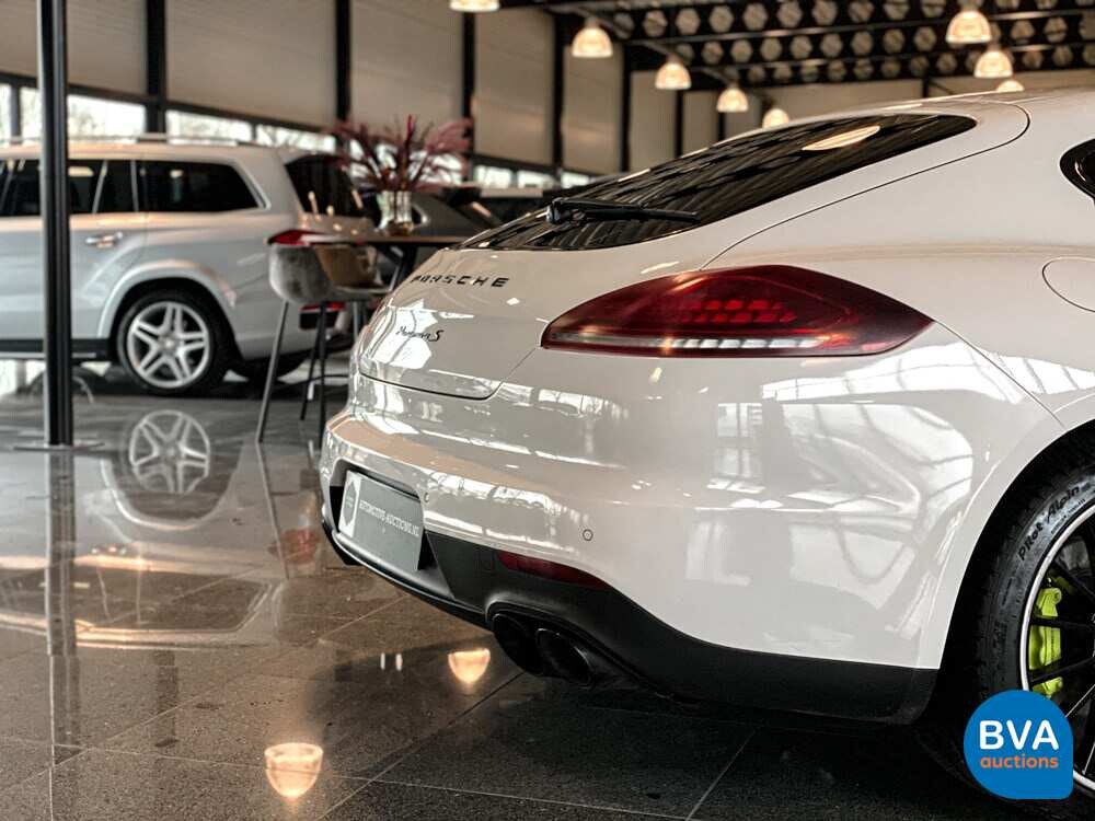 Porsche Panamera S E-Hybrid 416pk SportChrono 2014 -Org NL-, 5-TDZ-03.