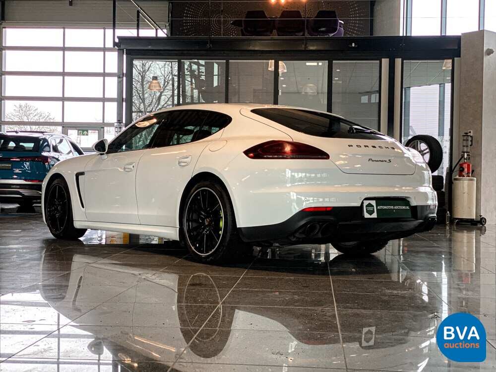 Porsche Panamera S E-Hybrid 416pk SportChrono 2014 -Org NL-, 5-TDZ-03.