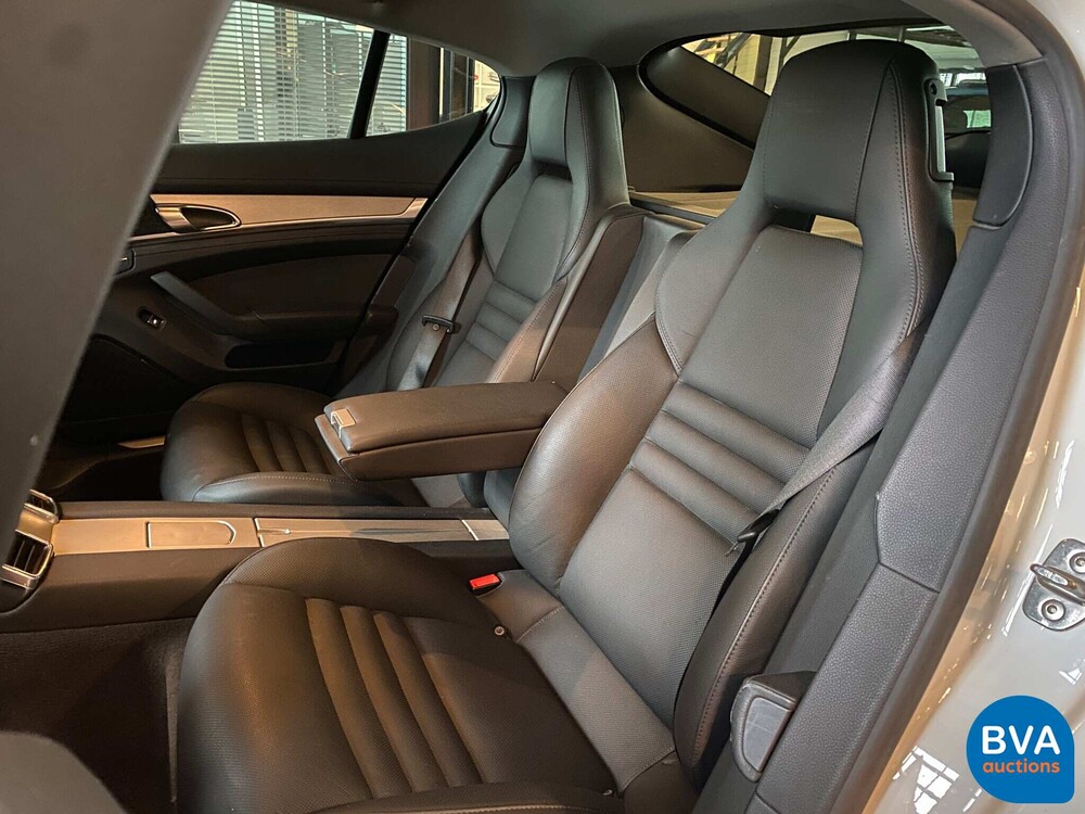 Porsche Panamera S E-Hybrid 416pk SportChrono 2014 -Org NL-, 5-TDZ-03.