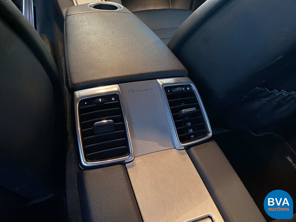Porsche Panamera S E-Hybrid 416pk SportChrono 2014 -Org NL-, 5-TDZ-03.