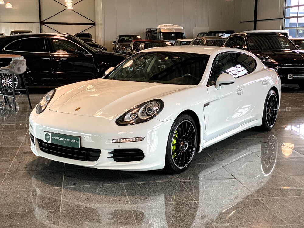 Porsche Panamera S E-Hybrid 416pk SportChrono 2014 -Org NL-, 5-TDZ-03.