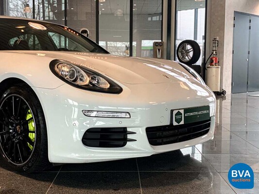 Porsche Panamera S E-Hybrid 416pk SportChrono 2014 -Org NL-, 5-TDZ-03