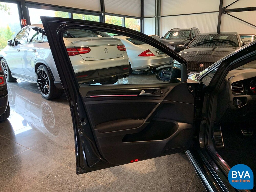 VW Golf 2.0 GTI Performance 230 PS 2016 DSG, H-855-XP.