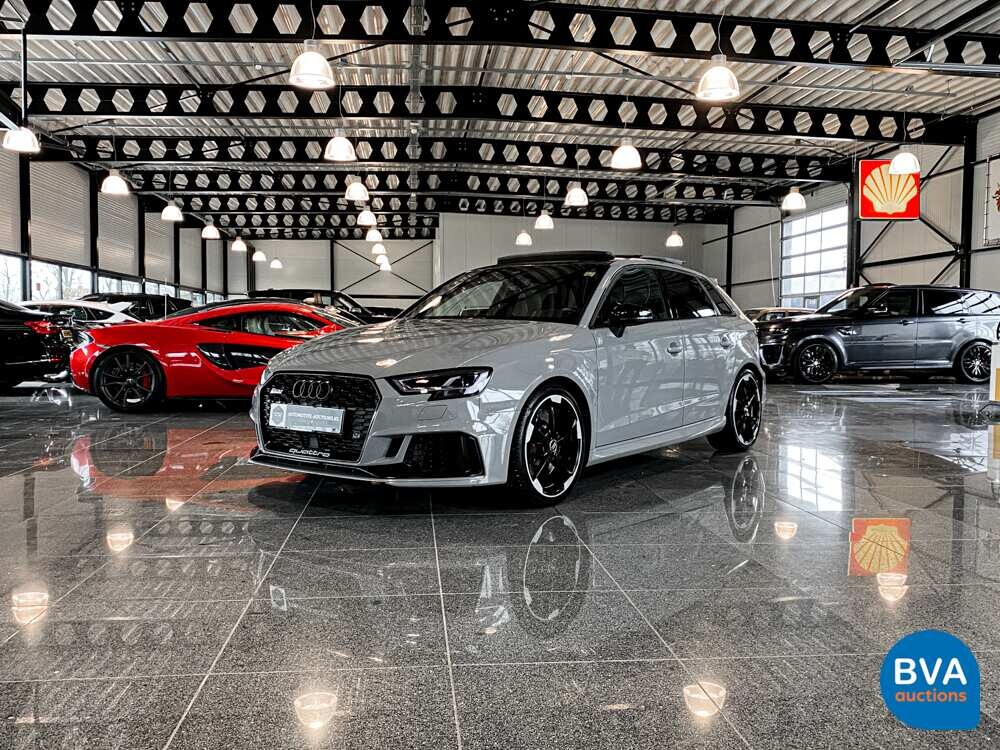 Audi RS3 Sportback 2.5TFSI Quattro 400PS 2018 FACELIFT Nardo-Grau.