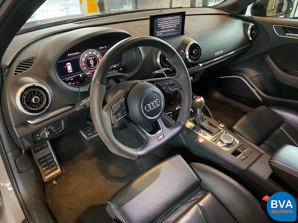 Audi RS3 Sportback 2.5TFSI Quattro 400PS 2018 FACELIFT Nardo-Grau.