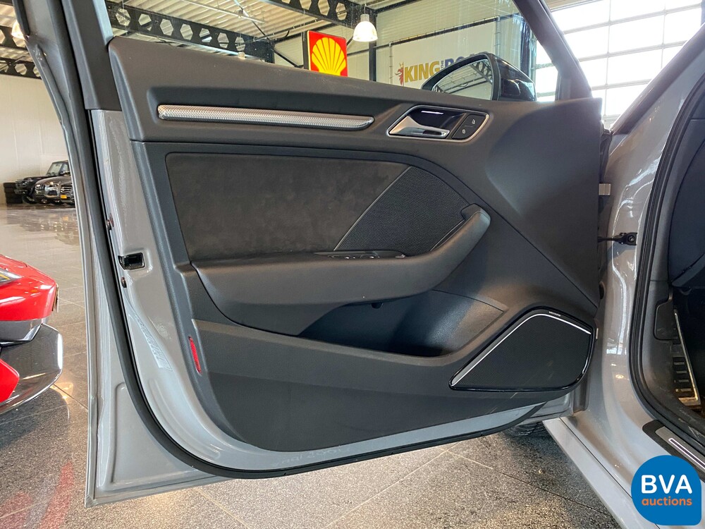 Audi RS3 Sportback 2.5TFSI Quattro 400PS 2018 FACELIFT Nardo-Grau.