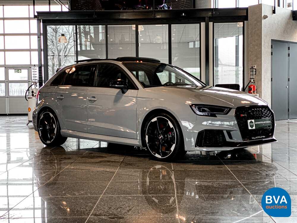 Audi RS3 Sportback 2.5TFSI Quattro 400PS 2018 FACELIFT Nardo-Grau.
