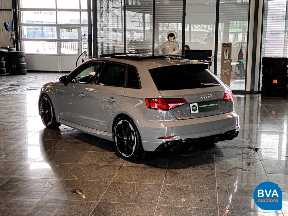 Audi RS3 Sportback 2.5TFSI Quattro 400PS 2018 FACELIFT Nardo-Grau.