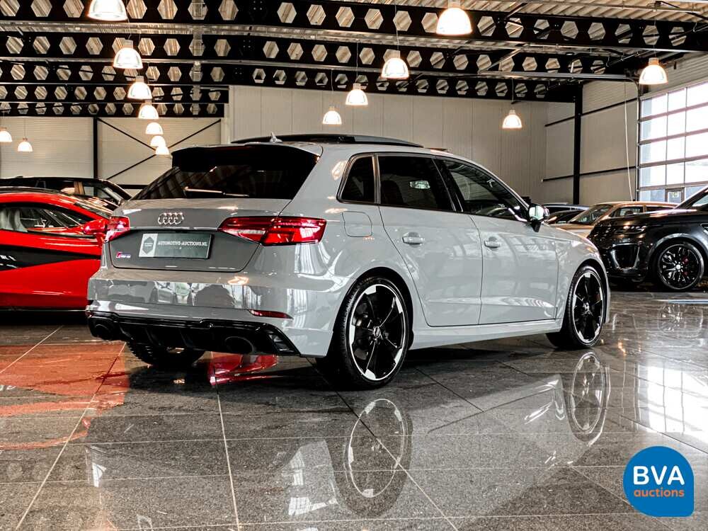Audi RS3 Sportback 2.5TFSI Quattro 400PS 2018 FACELIFT Nardo-Grau.