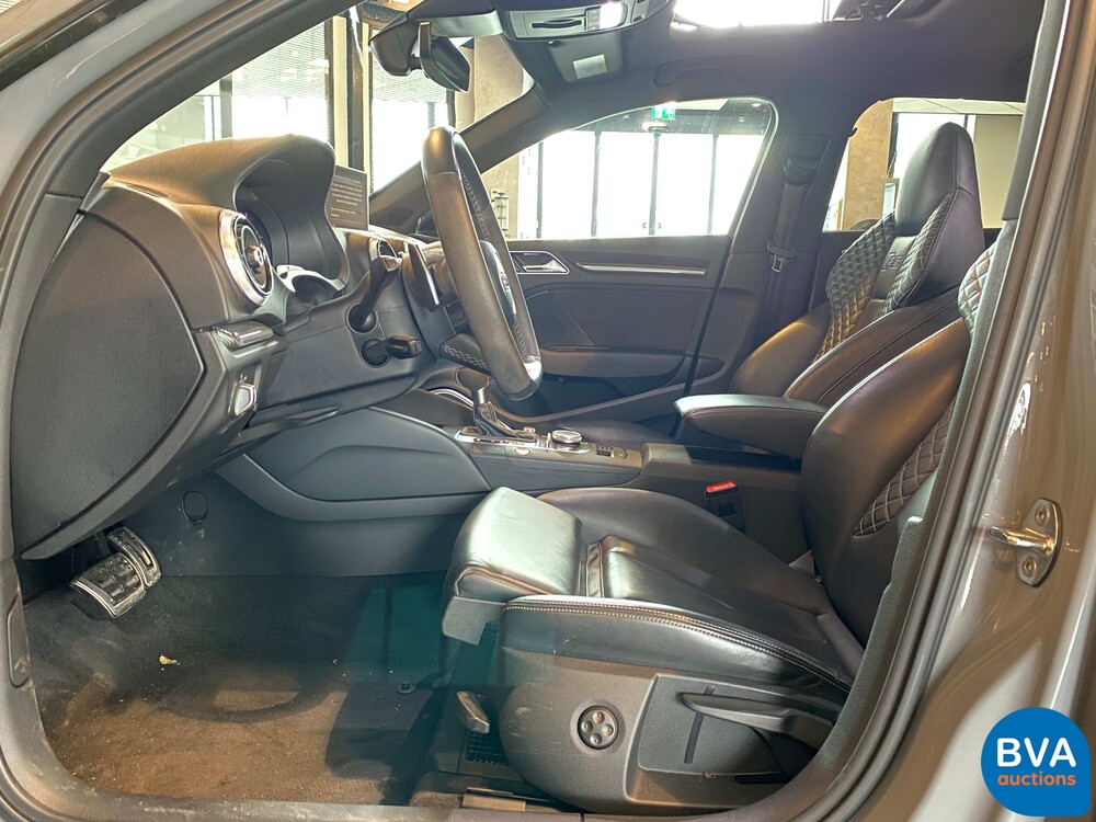 Audi RS3 Sportback 2.5TFSI Quattro 400PS 2018 FACELIFT Nardo-Grau.