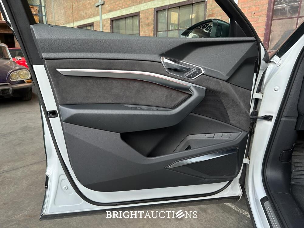 Audi e-tron 55 Quattro Advanced Pro Line Plus 95 kWh 360pk 2018, J-153-SR