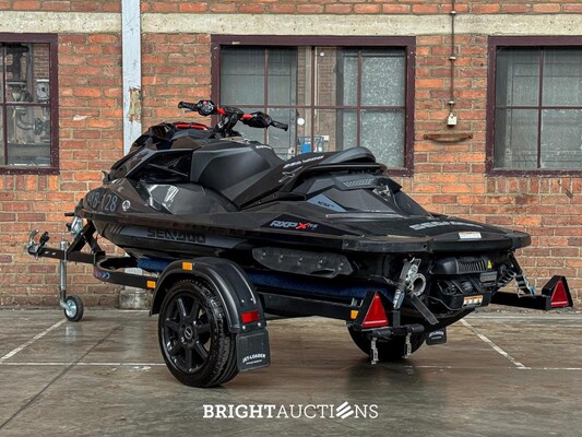 Sea-Doo RXP-X 300 Waterscooter 2019 Jetloader