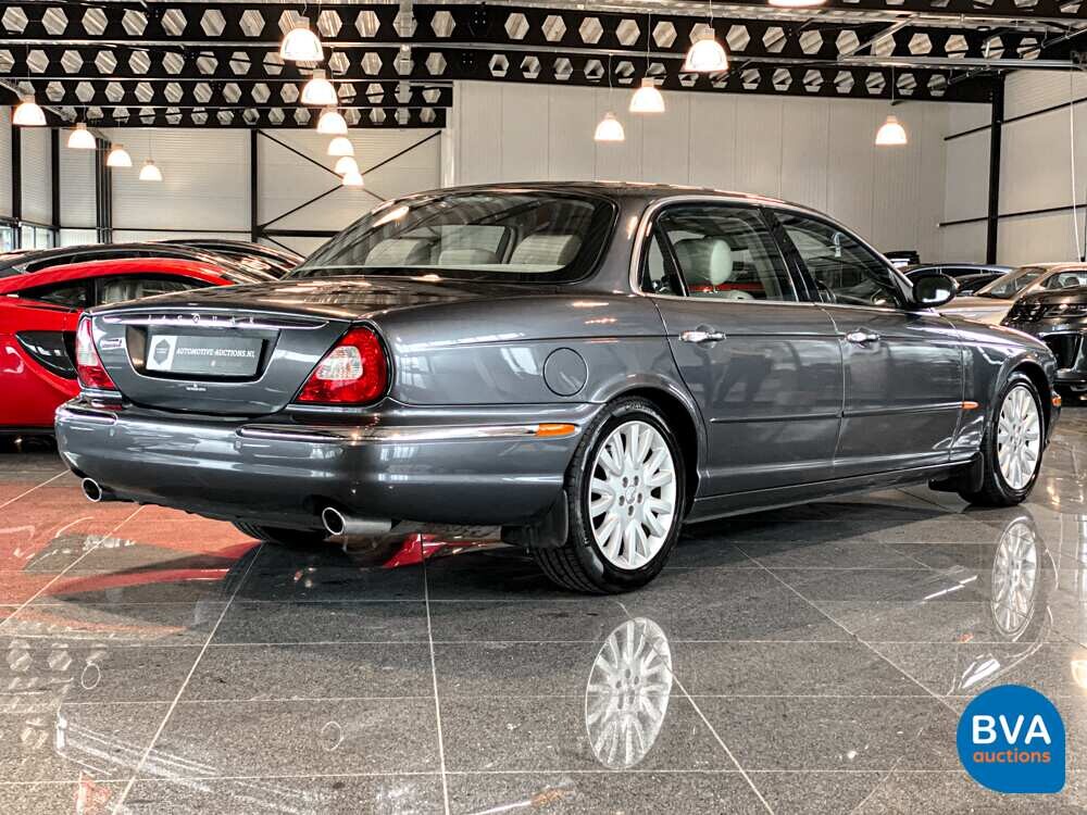 Jaguar XJ 3.0 V6 Long Executive 238pk 2005, H-738-NT.