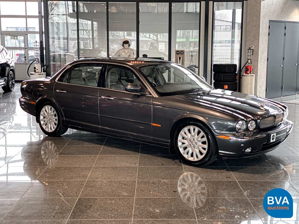 Jaguar XJ 3.0 V6 Long Executive 238pk 2005, H-738-NT.