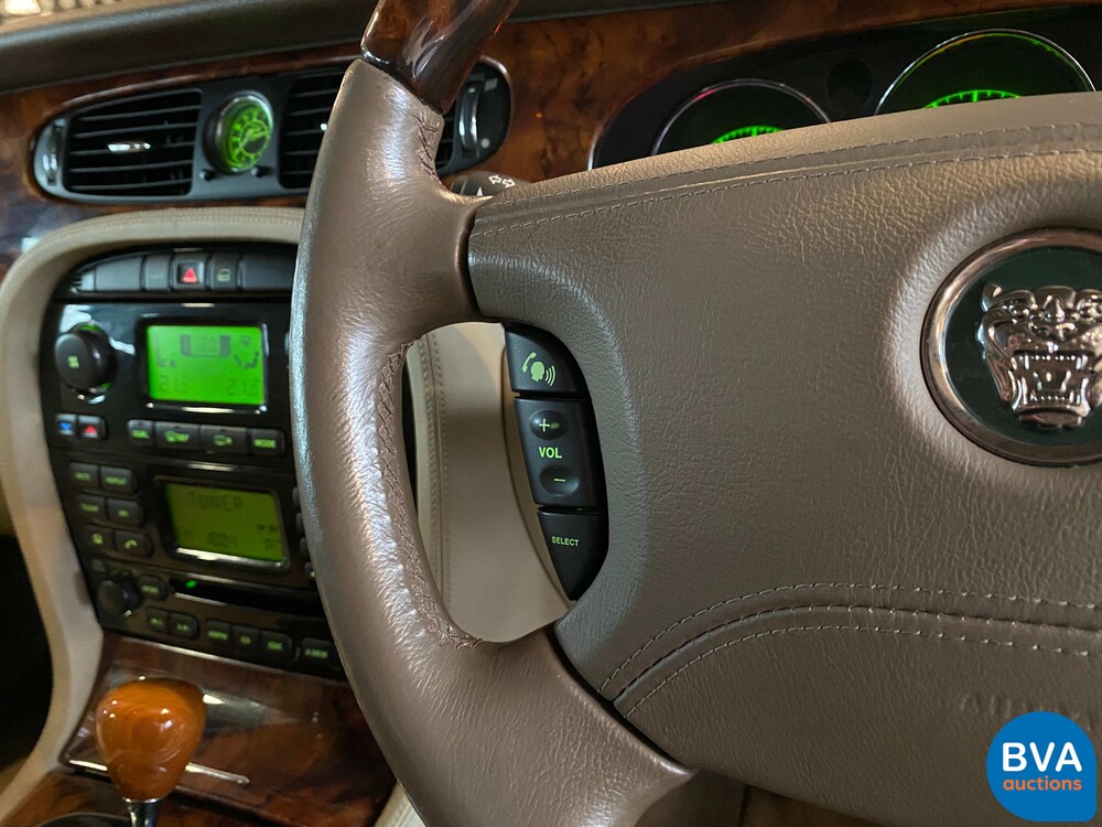 Jaguar XJ 3.0 V6 Long Executive 238pk 2005, H-738-NT.