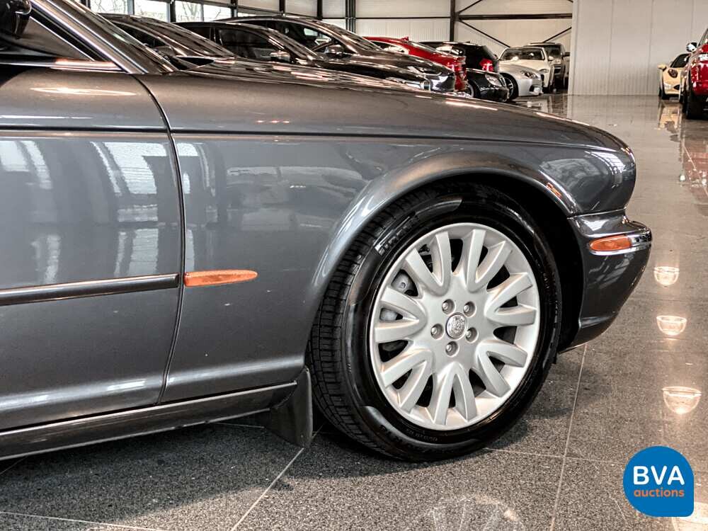 Jaguar XJ 3.0 V6 Long Executive 238pk 2005, H-738-NT.
