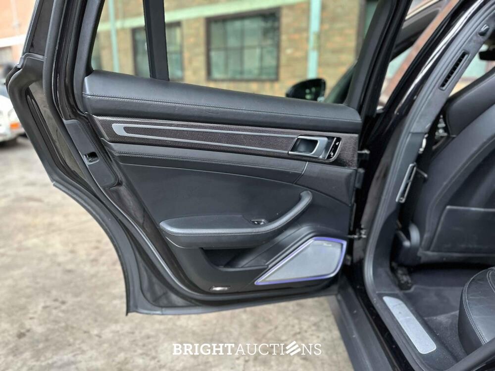 Porsche Panamera Sport Turismo Turbo S E-Hybrid 4.0 V8 680pk 2018 (Origineel-NL), SZ-605-P