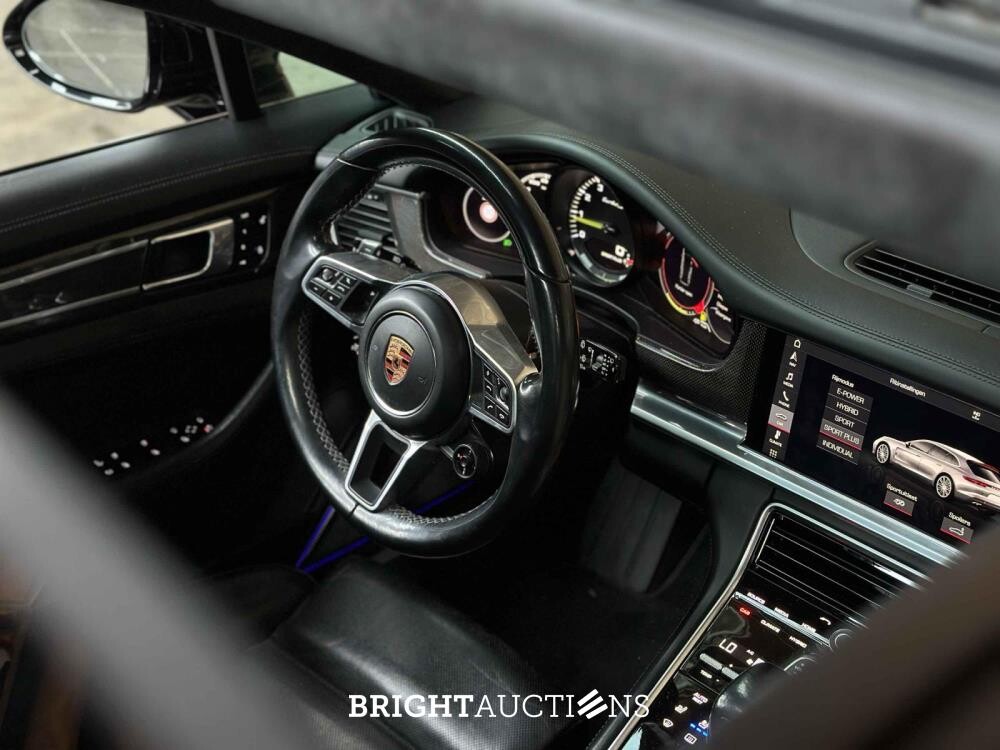 Porsche Panamera Sport Turismo Turbo S E-Hybrid 4.0 V8 680pk 2018 (Origineel-NL), SZ-605-P