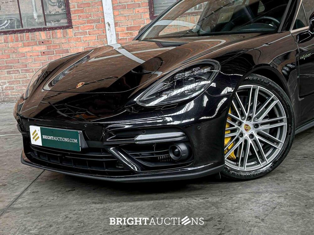 Porsche Panamera Sport Turismo Turbo S E-Hybrid 4.0 V8 680pk 2018 (Origineel-NL), SZ-605-P
