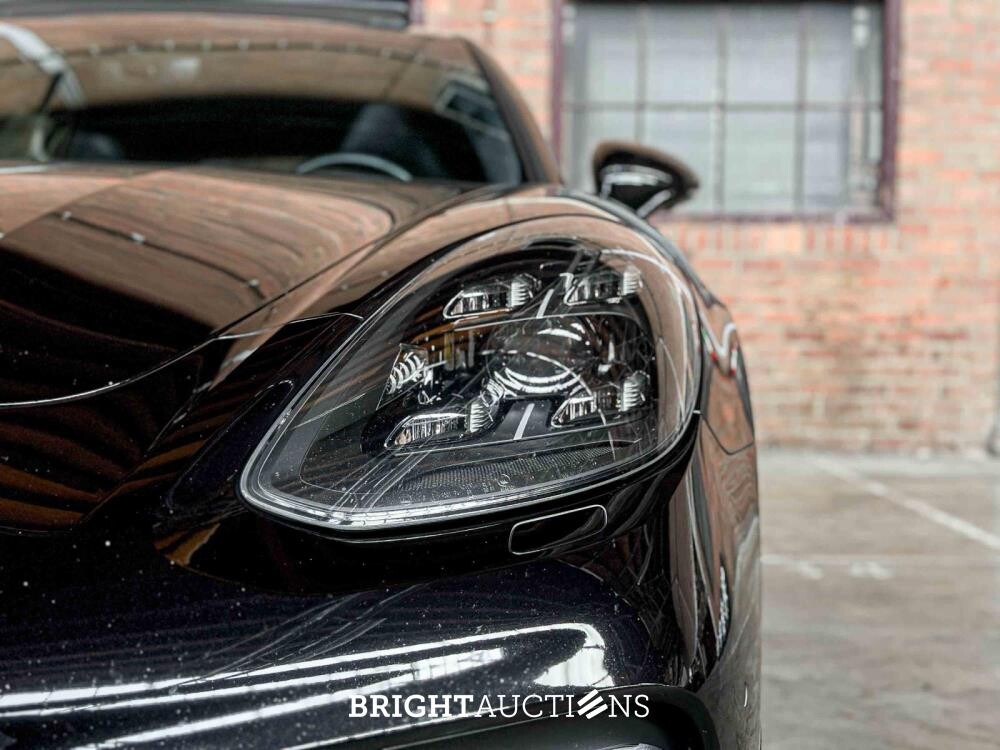 Porsche Panamera Sport Turismo Turbo S E-Hybrid 4.0 V8 680pk 2018 (Origineel-NL), SZ-605-P