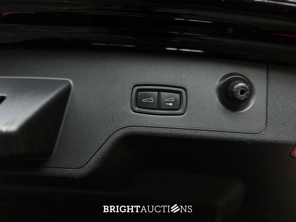 Porsche Panamera Sport Turismo Turbo S E-Hybrid 4.0 V8 680pk 2018 (Origineel-NL), SZ-605-P