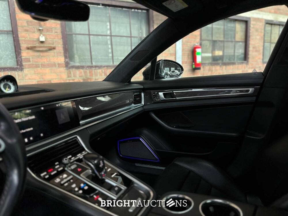 Porsche Panamera Sport Turismo Turbo S E-Hybrid 4.0 V8 680pk 2018 (Origineel-NL), SZ-605-P